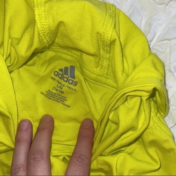 Adidas hooded long sleeve t-shirt for youth but can be warn by women size small - Picture 7 of 8